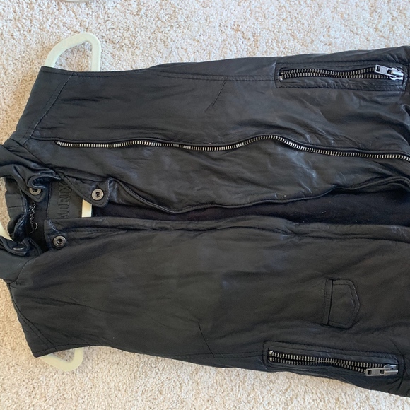 Aviatrix Lamb Leather Vest - Picture 2 of 4